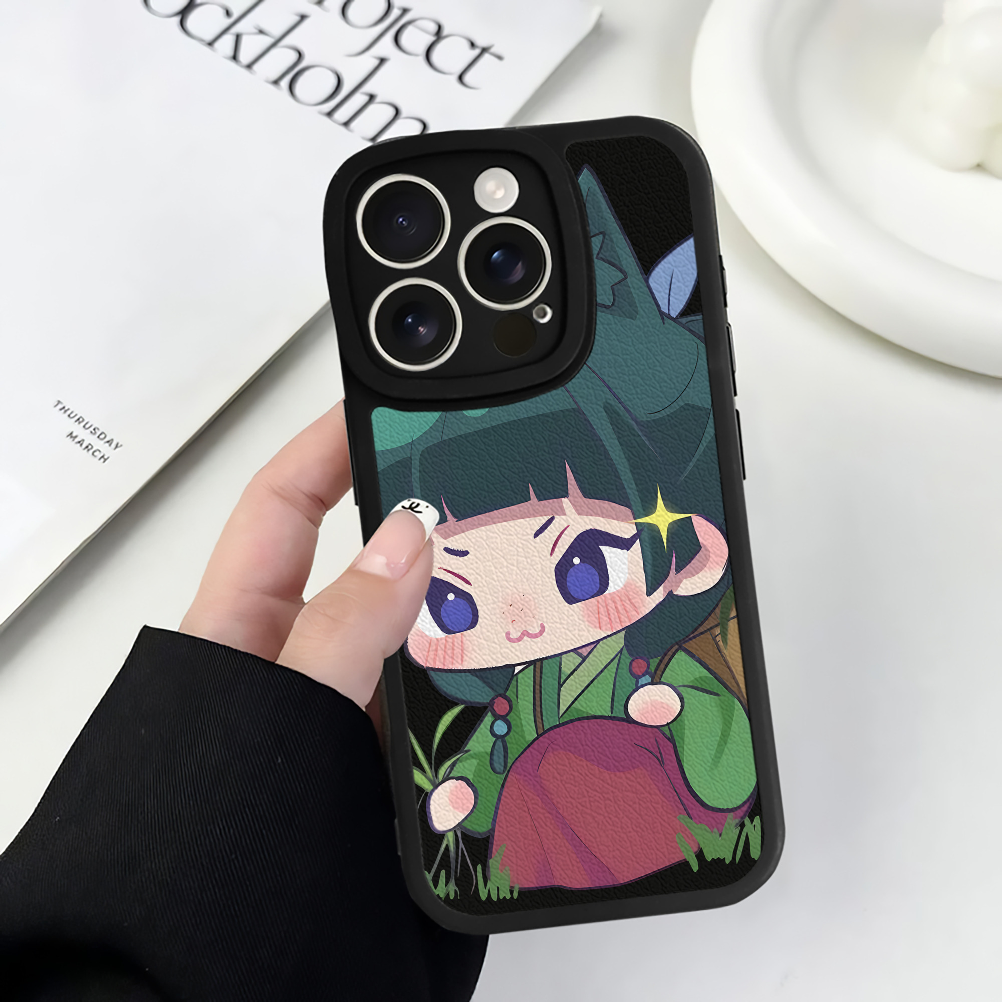 （画像用） 薬屋のひとりごと The Apothecary Diaries 【iPhone 16シリーズ対応】シリコンスマホケース（レザー調） 材質：シリコン